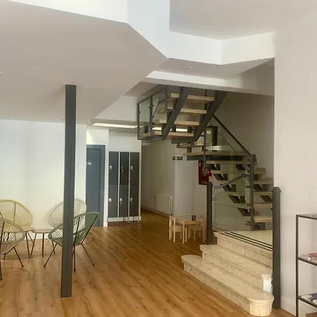Hotel Dl Urban 2*