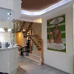 Dl Urban Hotel 2*